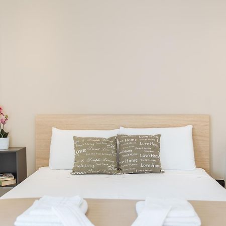Politeama Luxury Suites Palermo Exterior photo