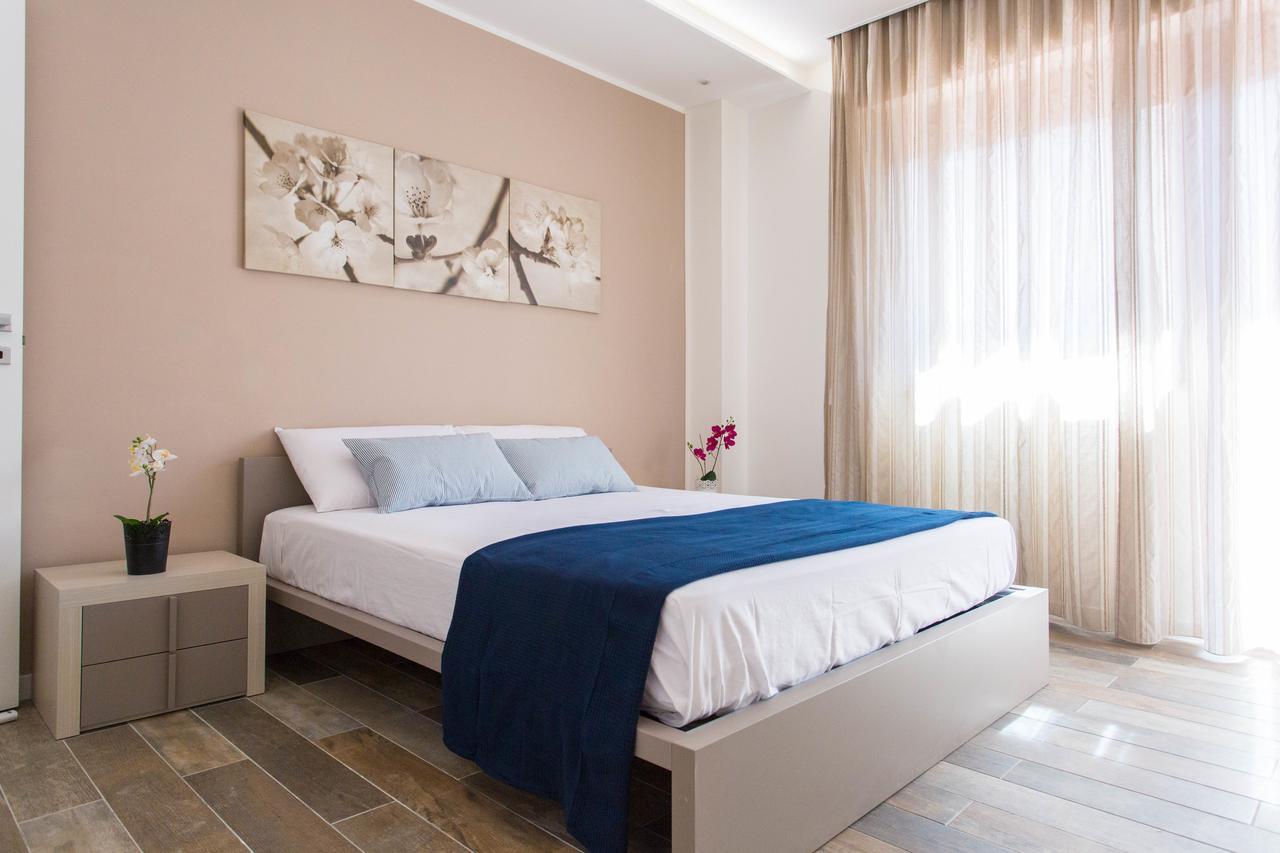 Politeama Luxury Suites Palermo Exterior photo