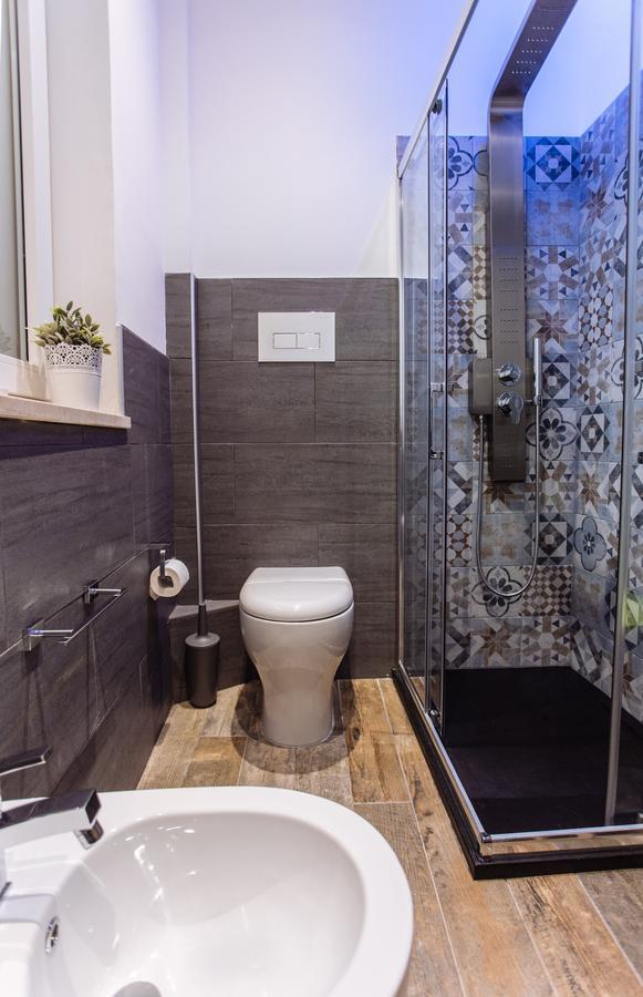 Politeama Luxury Suites Palermo Exterior photo